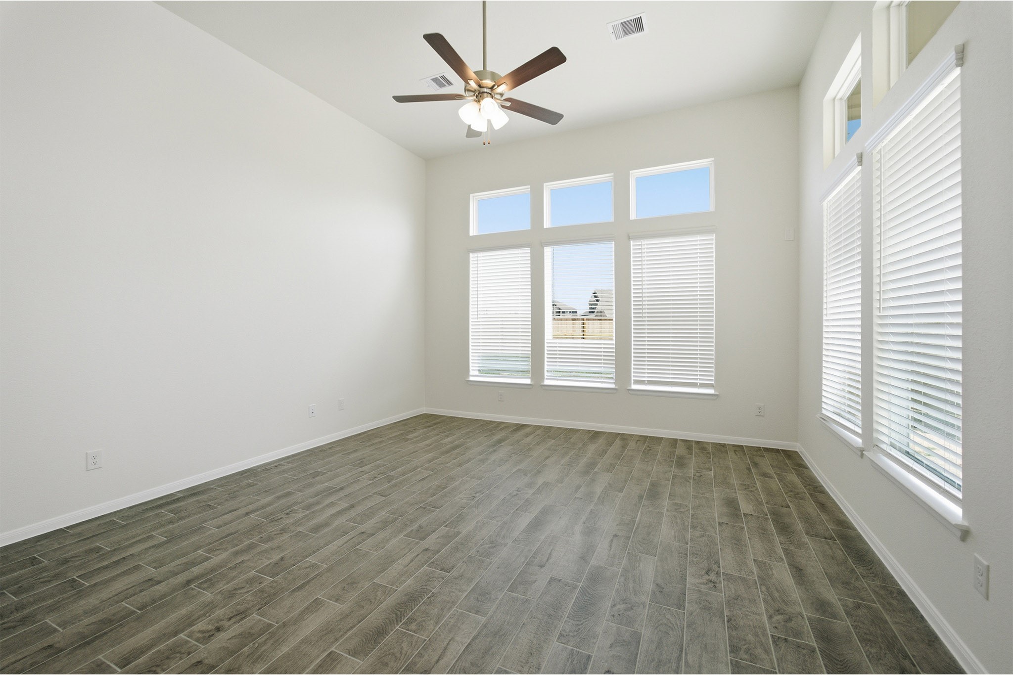 8635 Jade Hl Drive Rosharon, TX 77583 - Photo 13 of 28