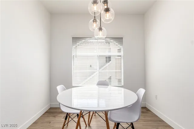 $1,995 | 1500 Cardinal Peak Lane, Unit 203, Las Vegas, NV 89144