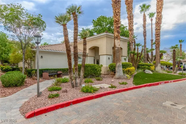 $1,995 | 1500 Cardinal Peak Lane, Unit 203, Las Vegas, NV 89144