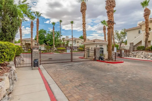 $1,995 | 1500 Cardinal Peak Lane, Unit 203, Las Vegas, NV 89144