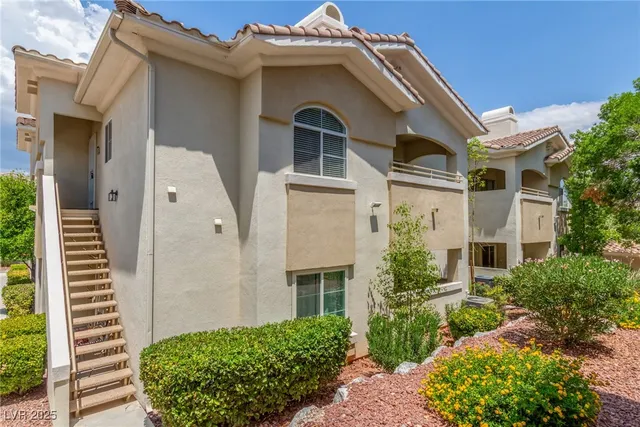 $1,995 | 1500 Cardinal Peak Lane, Unit 203, Las Vegas, NV 89144