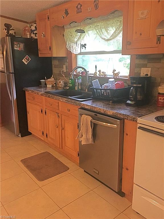 2792 Floyd Church Road Lexington, NC 27292 - Photo 6 of 15 Gallery Image 6