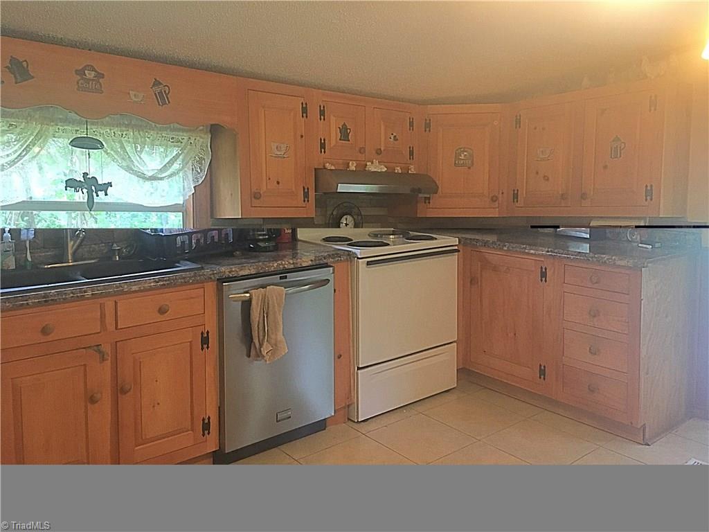 2792 Floyd Church Road Lexington, NC 27292 - Photo 7 of 15 Gallery Image 7