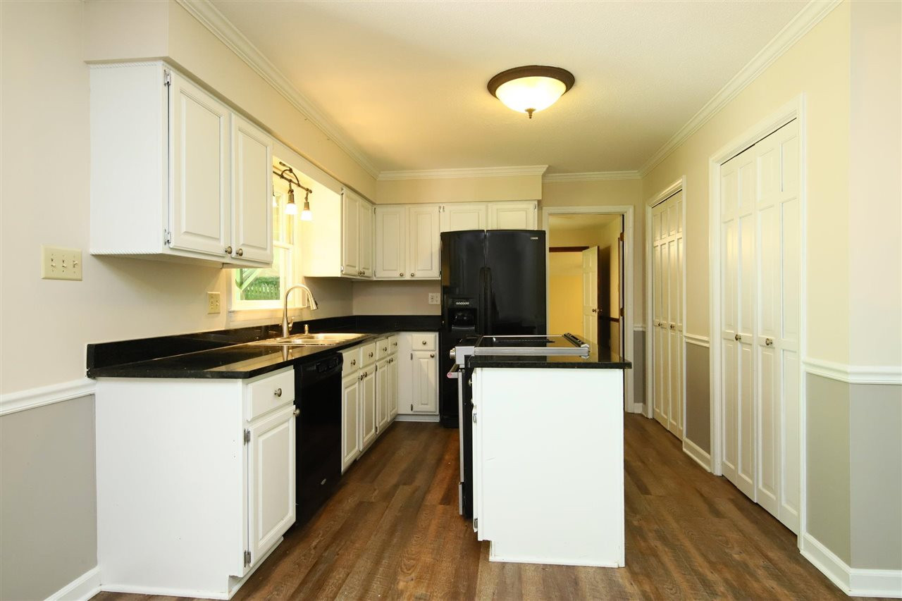 3408 1st Place Raleigh, NC 27613 - Photo 13 of 21 Kitchen