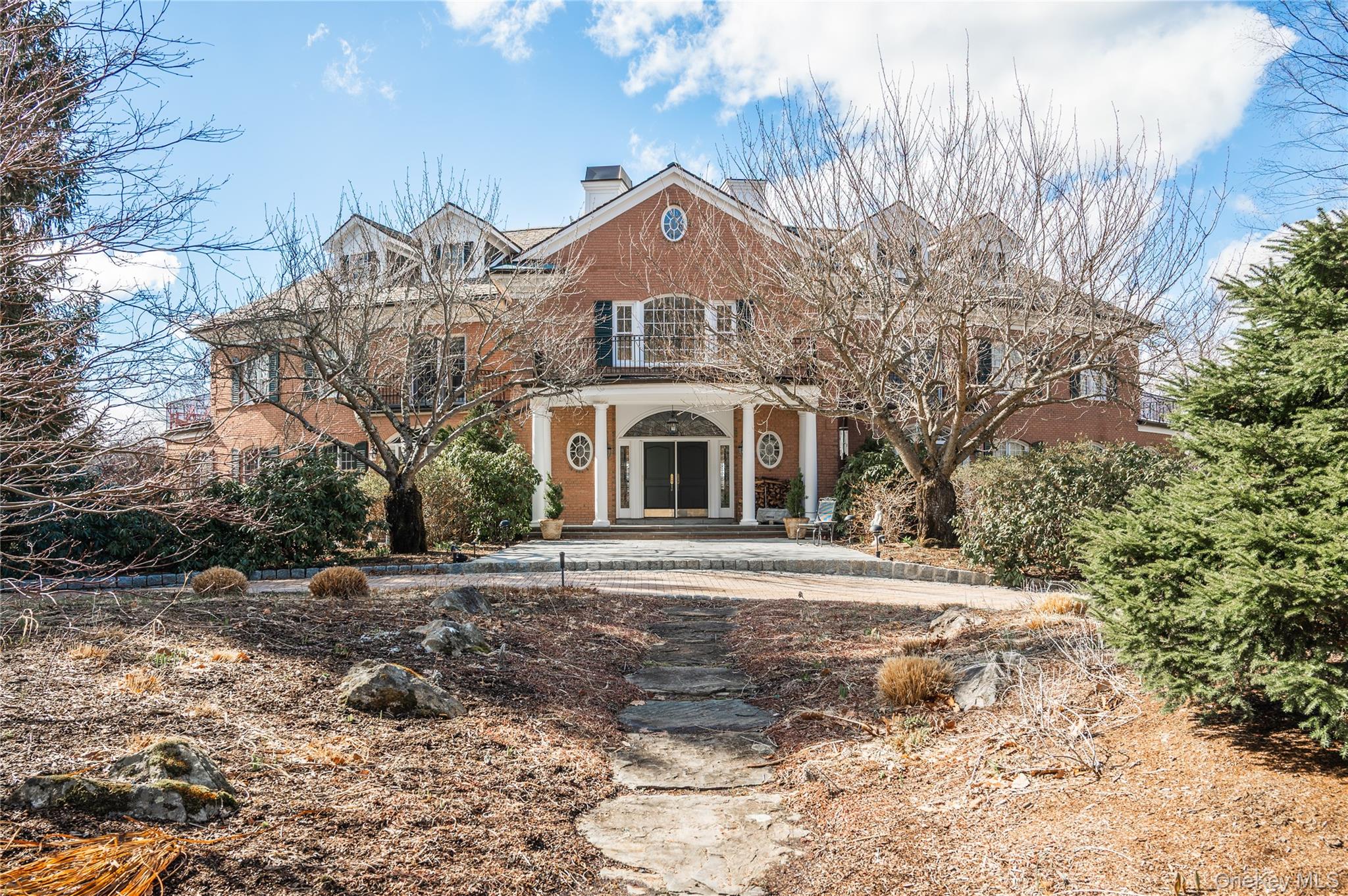 4 Springhouse Road Sloatsburg, NY 10974 - Photo 2 of 49