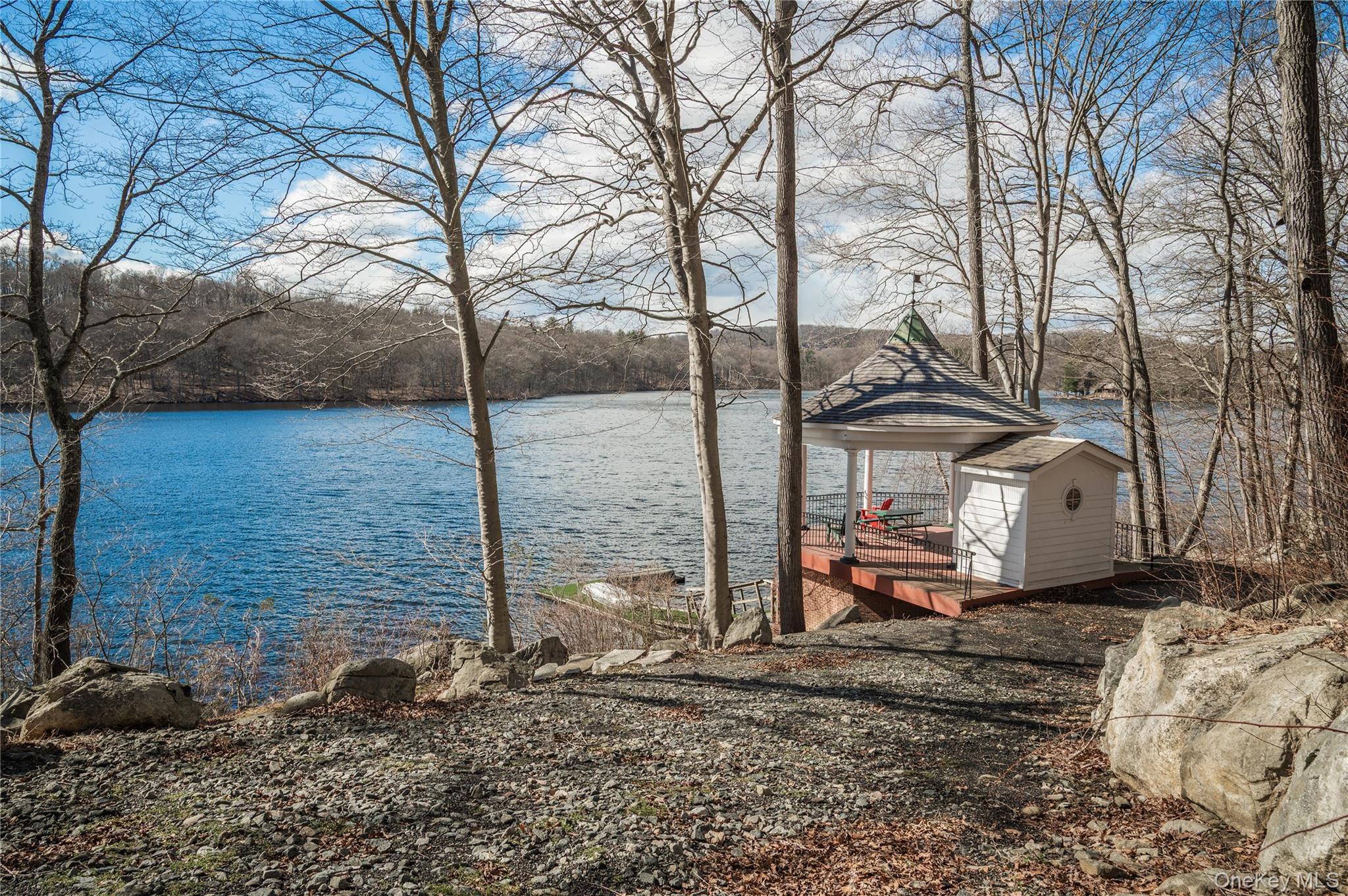 4 Springhouse Road Sloatsburg, NY 10974 - Photo 4 of 49