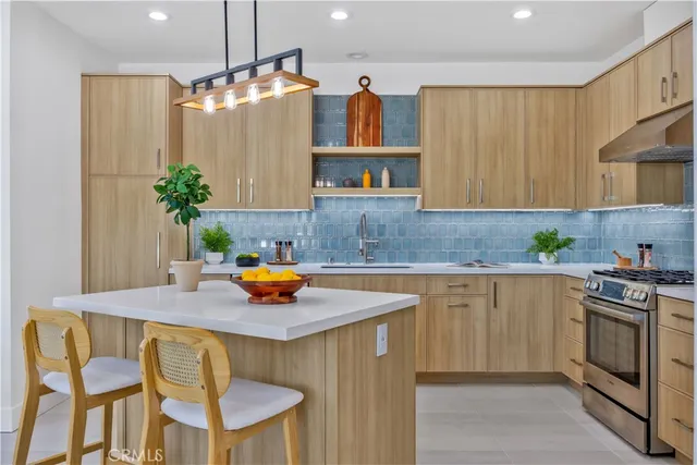 $1,750,000 | 2420 Ives Lane, Unit A, Redondo Beach, CA 90278