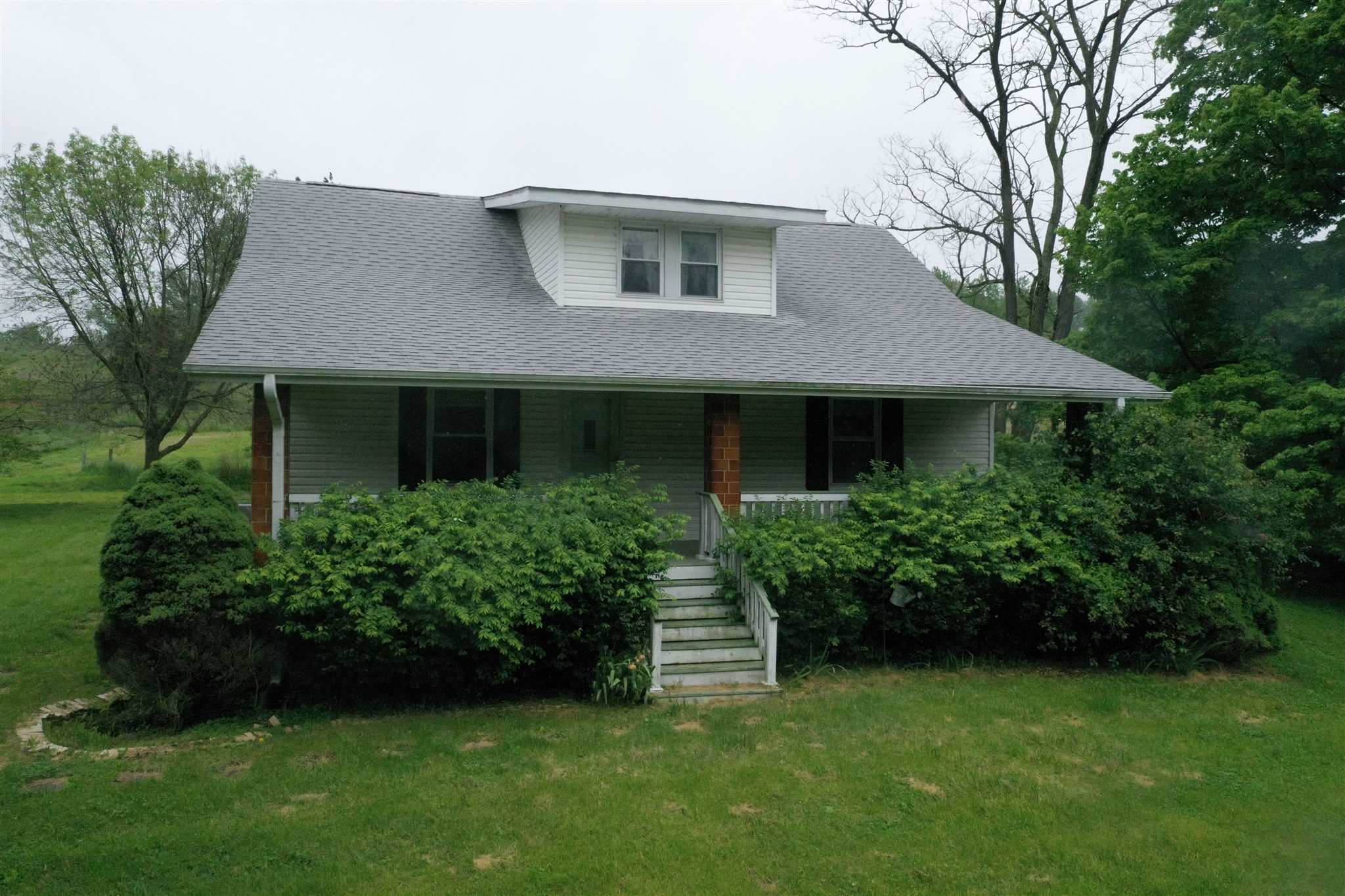 2351 North Kelly Branch Road Bloomfield, IN 47424 - Photo 2 of 36