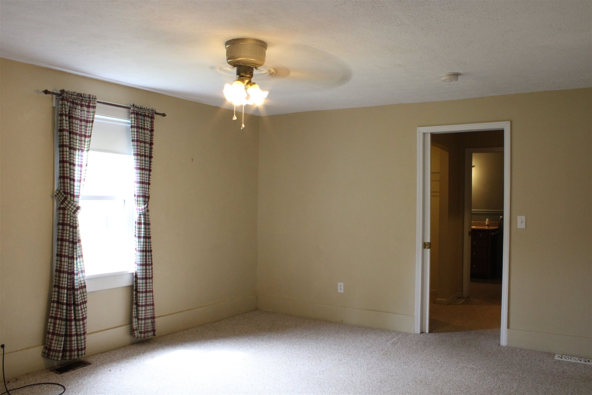 2351 North Kelly Branch Road Bloomfield, IN 47424 - Photo 8 of 36