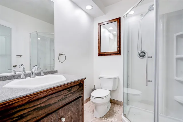 $1,649,000 | 23403 Lake Manor Drive, Chatsworth, CA 91311