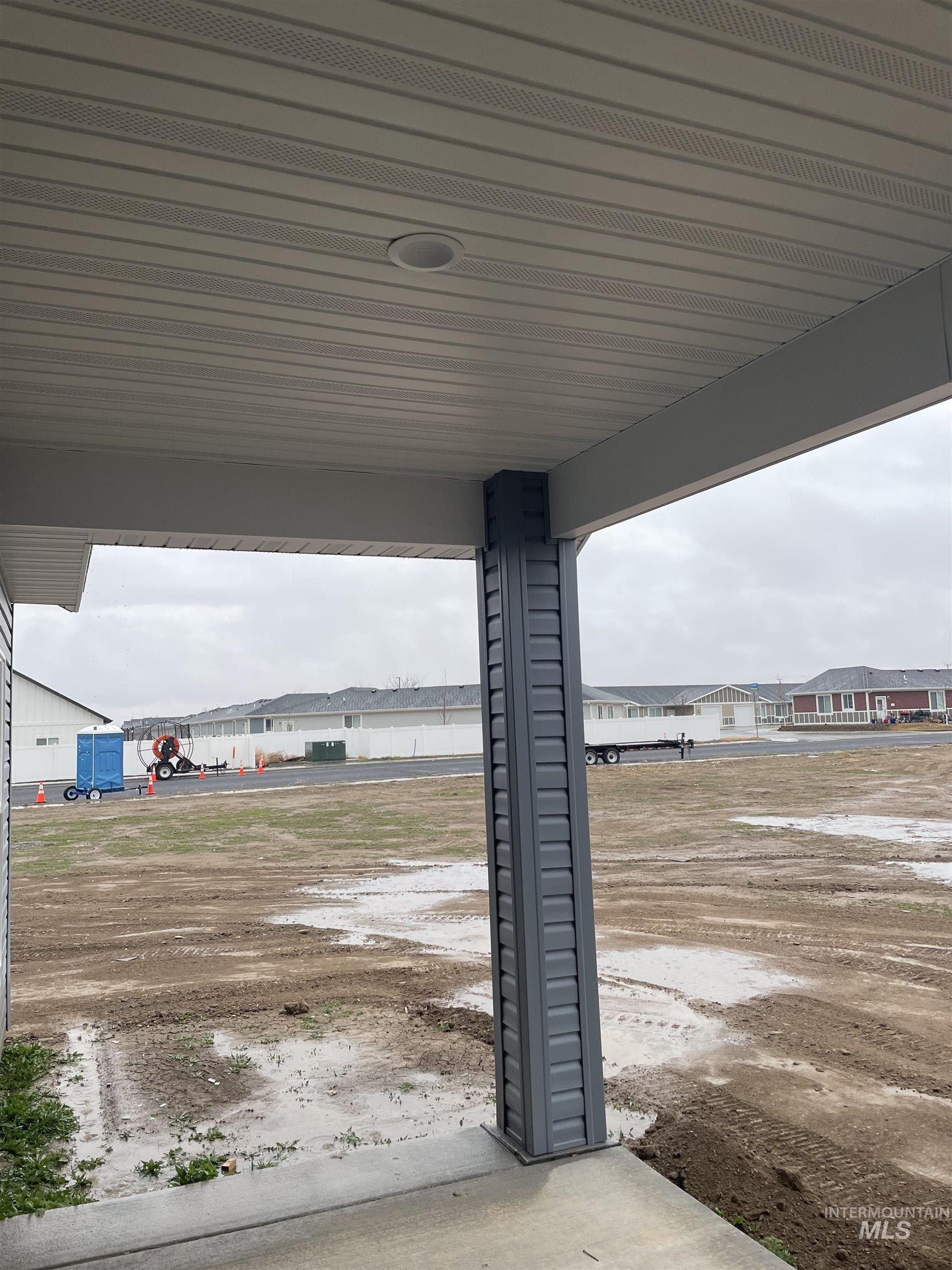 1123 Frank Henry Road Twin Falls, ID 83301 - Photo 6 of 20 View of yard featuring a residential view