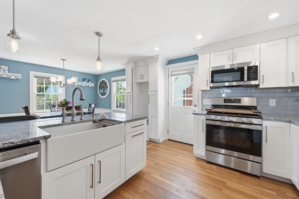 79 Running Brook Road Boston, MA 02132 - Photo 9 of 42
