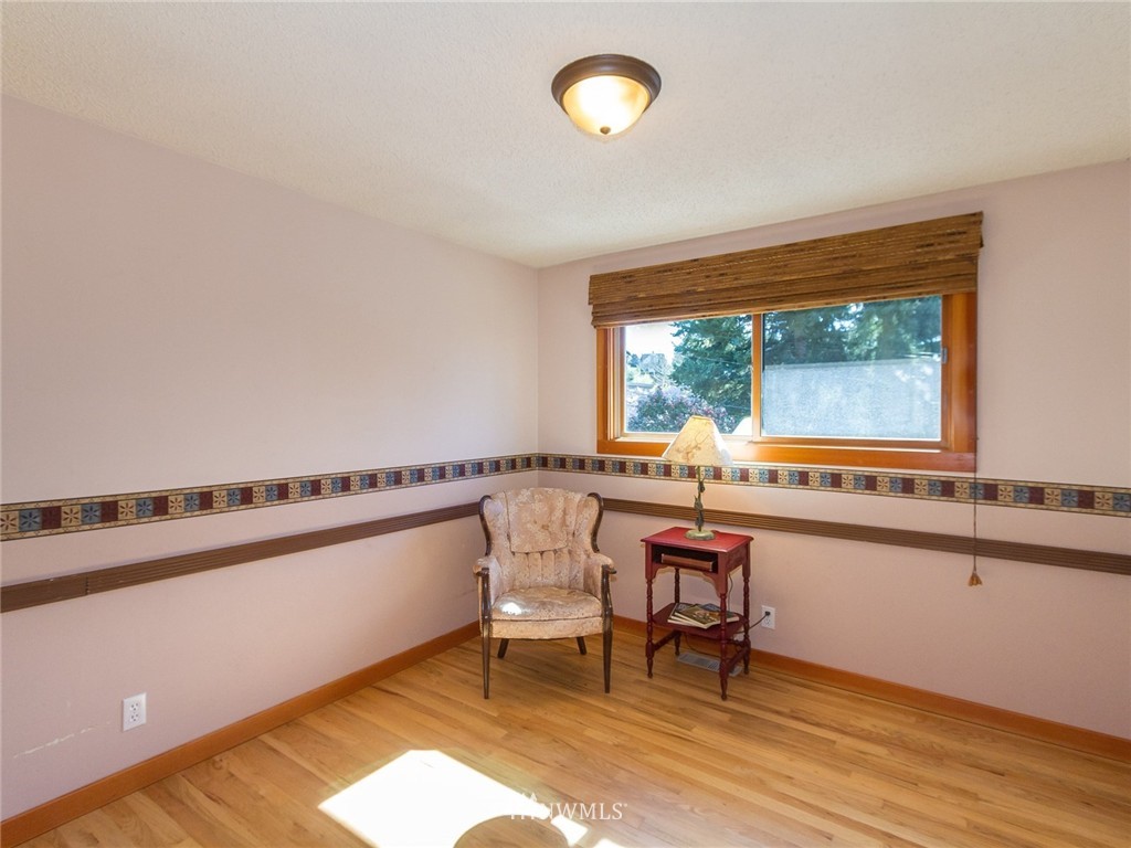 4004 Southwest Myrtle Street Seattle, WA 98136 - Photo 11 of 15 Gallery Image 11