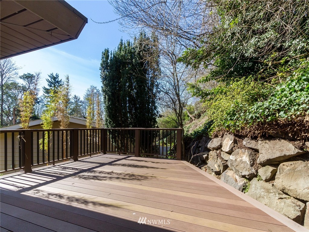 4004 Southwest Myrtle Street Seattle, WA 98136 - Photo 14 of 15 Gallery Image 14