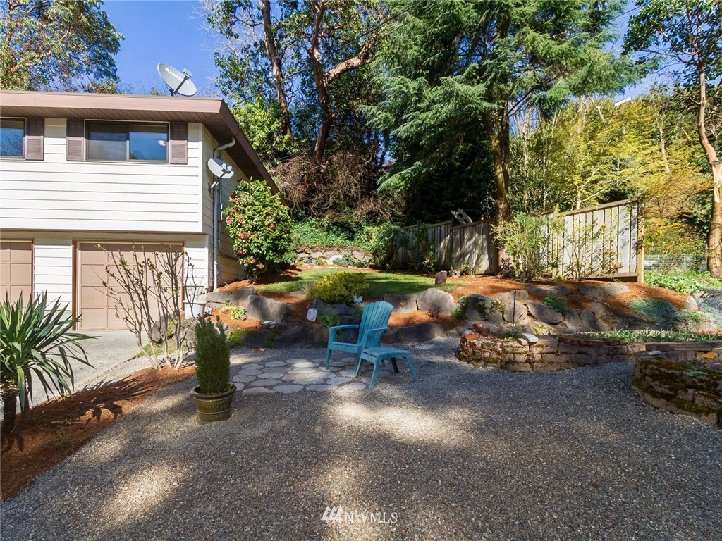 4004 Southwest Myrtle Street Seattle, WA 98136 - Photo 15 of 15 Gallery Image 15