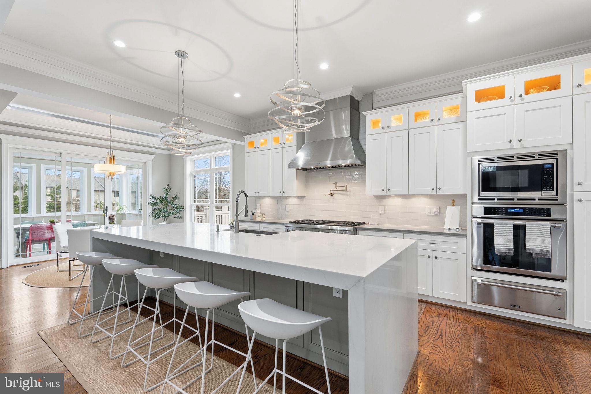 2525 Flint Hill Road Vienna, VA 22181 - Photo 4 of 66