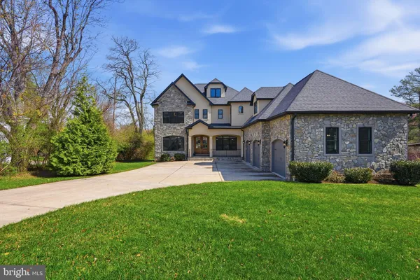 $2,350,000 | 2525 Flint Hill Road, Vienna, VA 22181