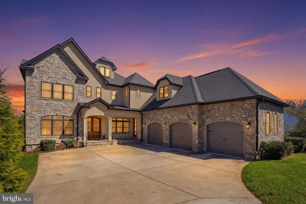 $2,350,000 | 2525 Flint Hill Road, Vienna, VA 22181