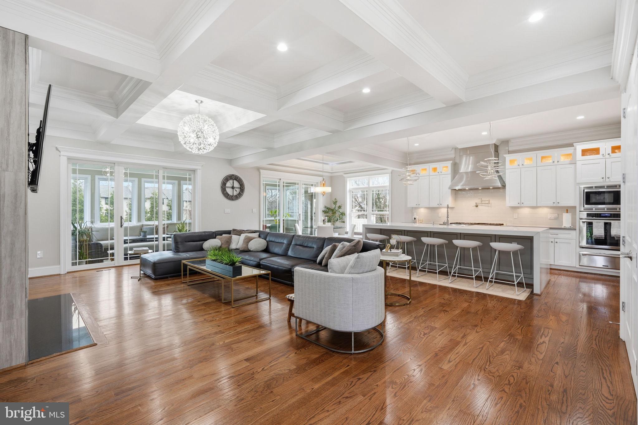 2525 Flint Hill Road Vienna, VA 22181 - Photo 10 of 66