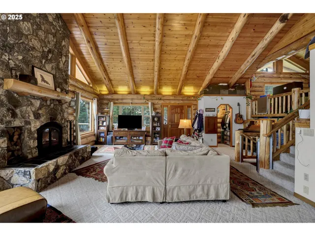 $650,000 | 6715 Ivy Street, Springfield, OR 97478