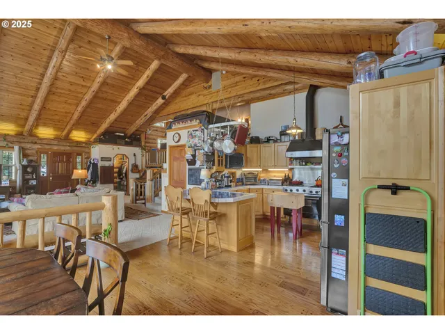 $650,000 | 6715 Ivy Street, Springfield, OR 97478