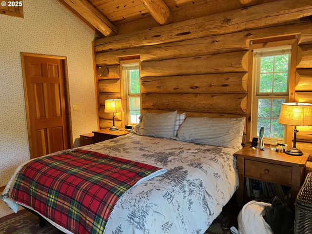 $650,000 | 6715 Ivy Street, Springfield, OR 97478