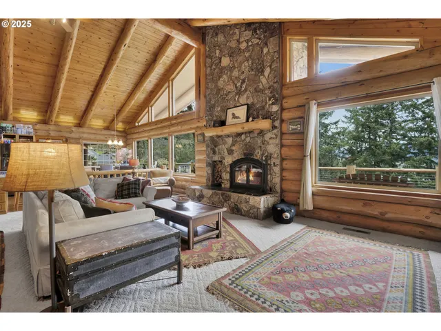 $650,000 | 6715 Ivy Street, Springfield, OR 97478