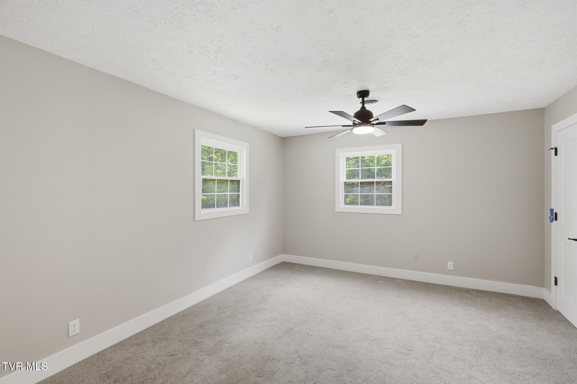 1345 King College Road Bristol, TN 37620 - Photo 31 of 42 DSC_0203