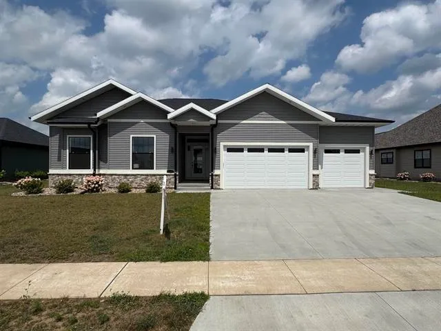 $619,000 | 2025 Mulberry Street, Sauk City, WI 53583