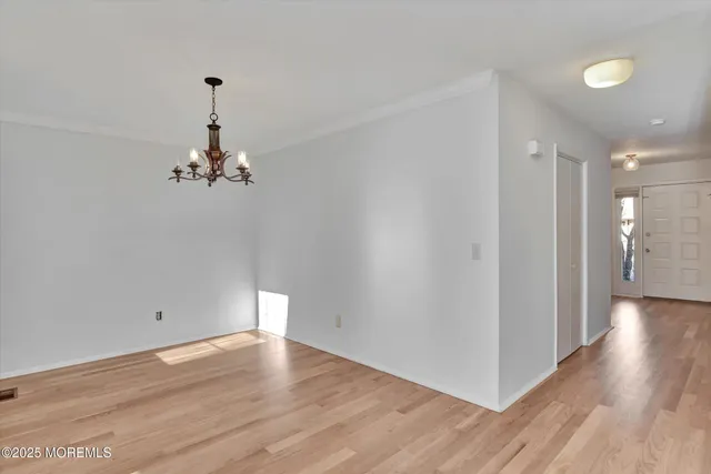 $3,900 | 15 Pimlico, West Long Branch, NJ 07764