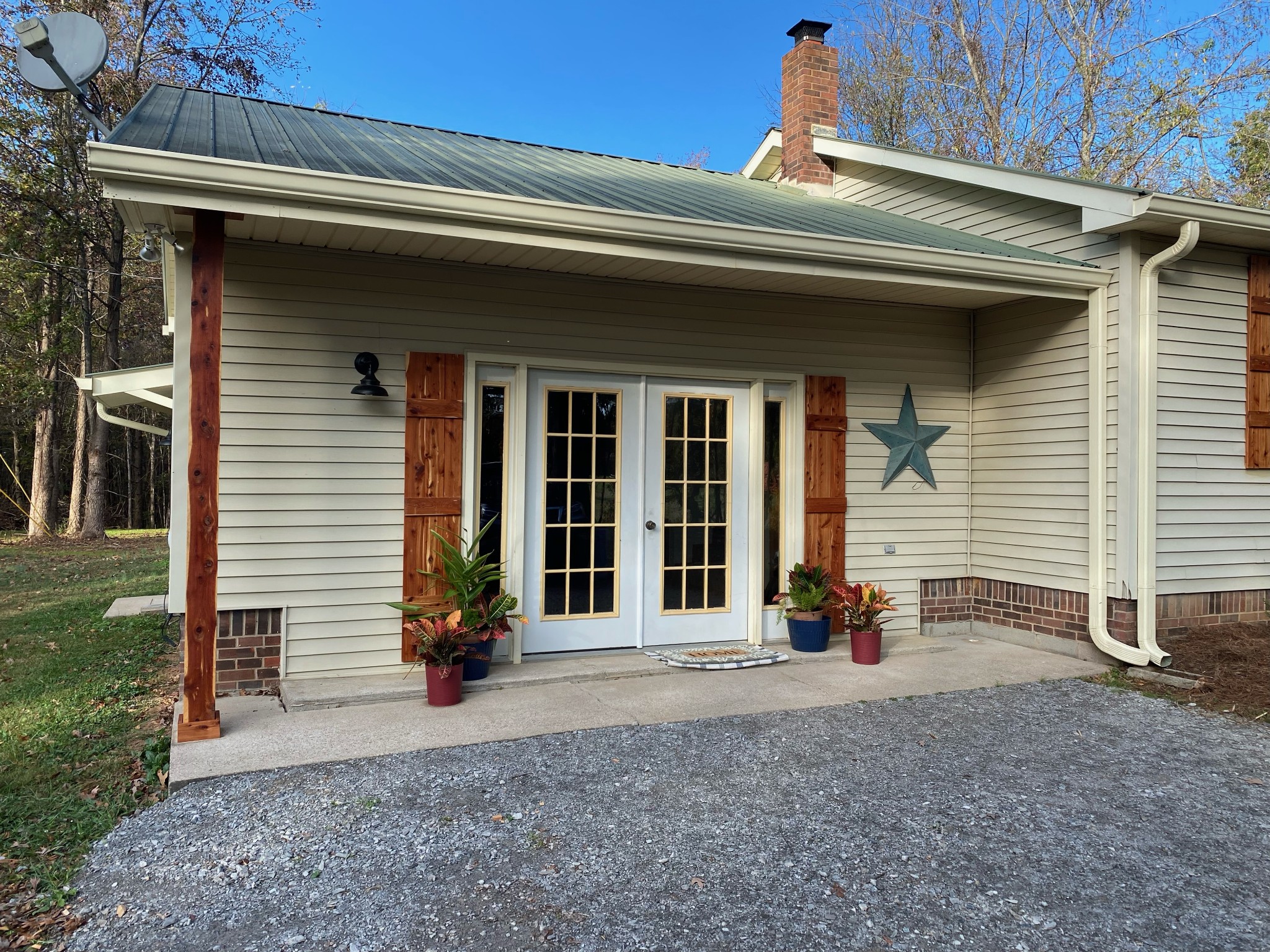 2758 Kinneys Road Cedar Hill, TN 37032 - Photo 5 of 45 a view of a house with window