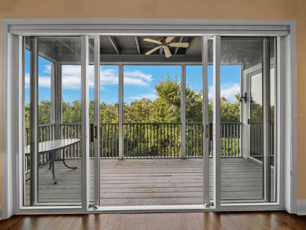 836 Evergreen Way Longboat Key, FL 34228 - Photo 8 of 49
