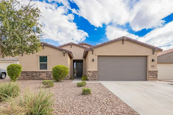 $2,800 | 1035 Carlsbad Drive, San Tan Valley, AZ 85140