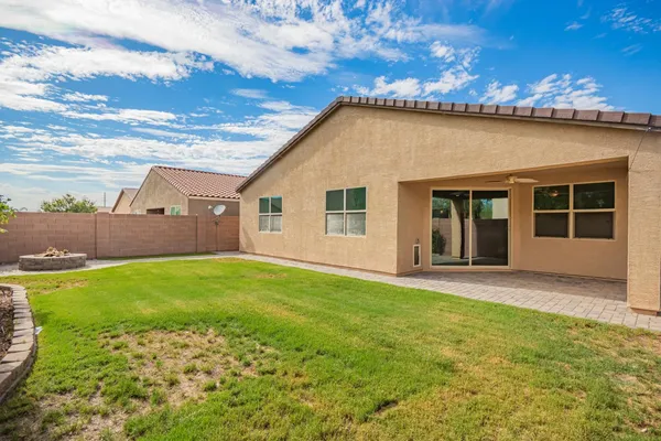 $2,800 | 1035 Carlsbad Drive, San Tan Valley, AZ 85140