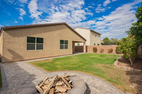 $2,800 | 1035 Carlsbad Drive, San Tan Valley, AZ 85140