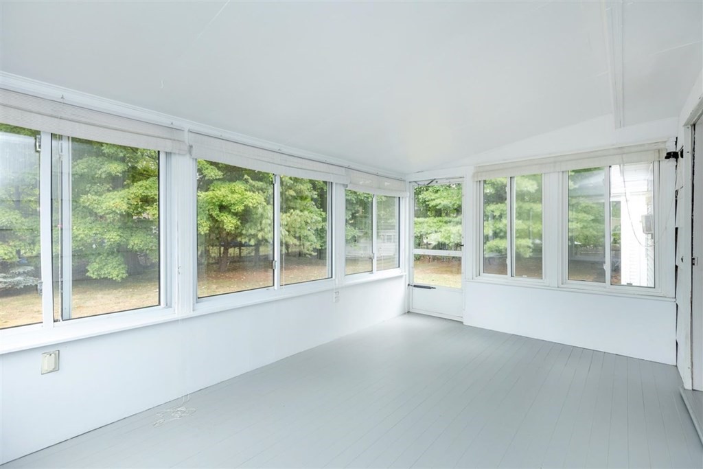 10 Patricia Road Peabody, MA 01960 - Photo 10 of 30 Gallery Image 10