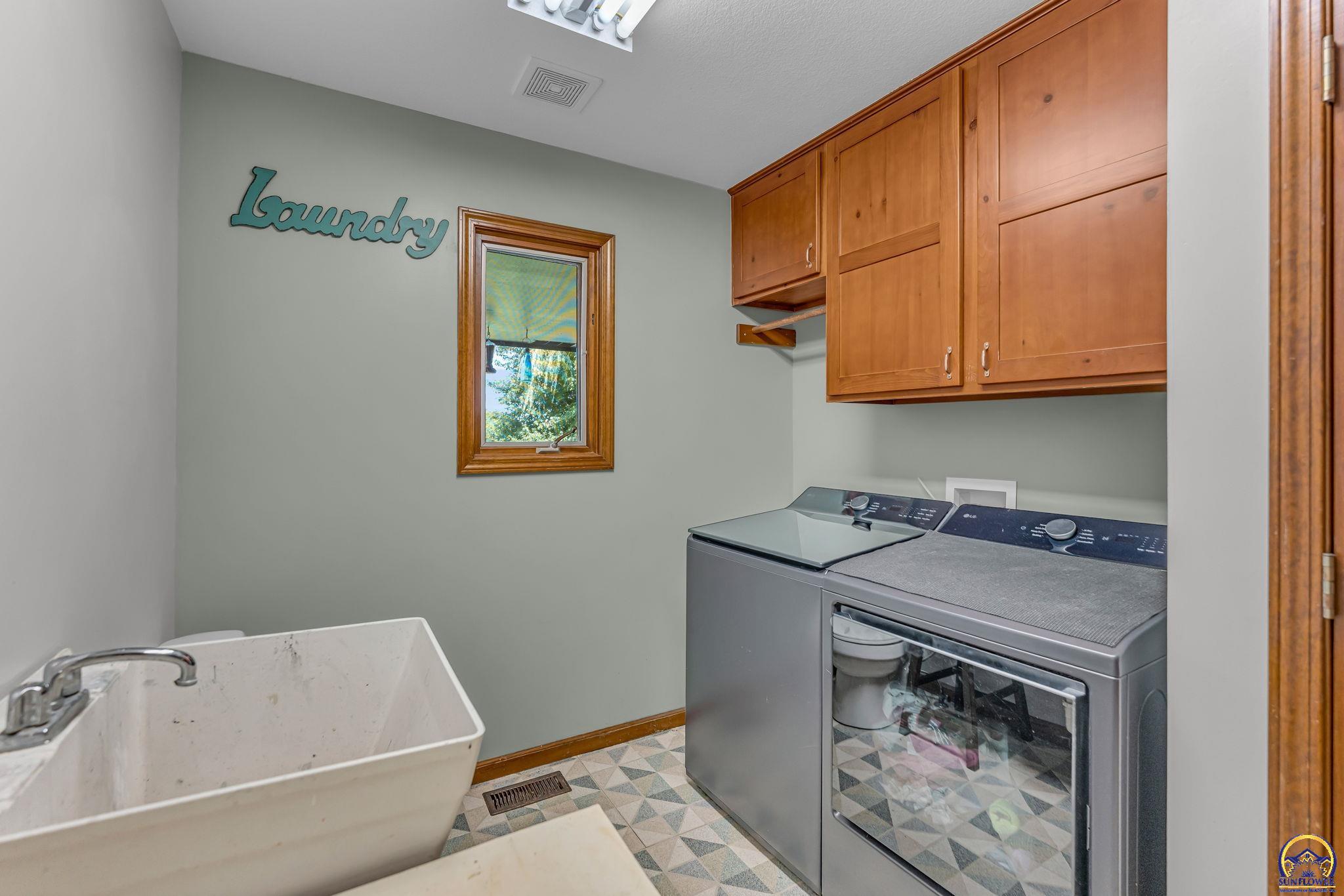 8425 Northeast Marple Road Topeka, KS 66617 - Photo 20 of 46