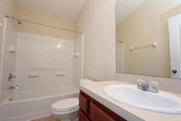 $1,850 | 16433 Kingletridge Avenue, Lithia, FL 33547