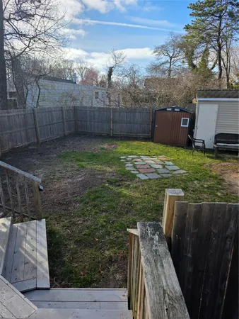 $759,000 | 14 Lincoln Road, Hampton Bays, NY 11946