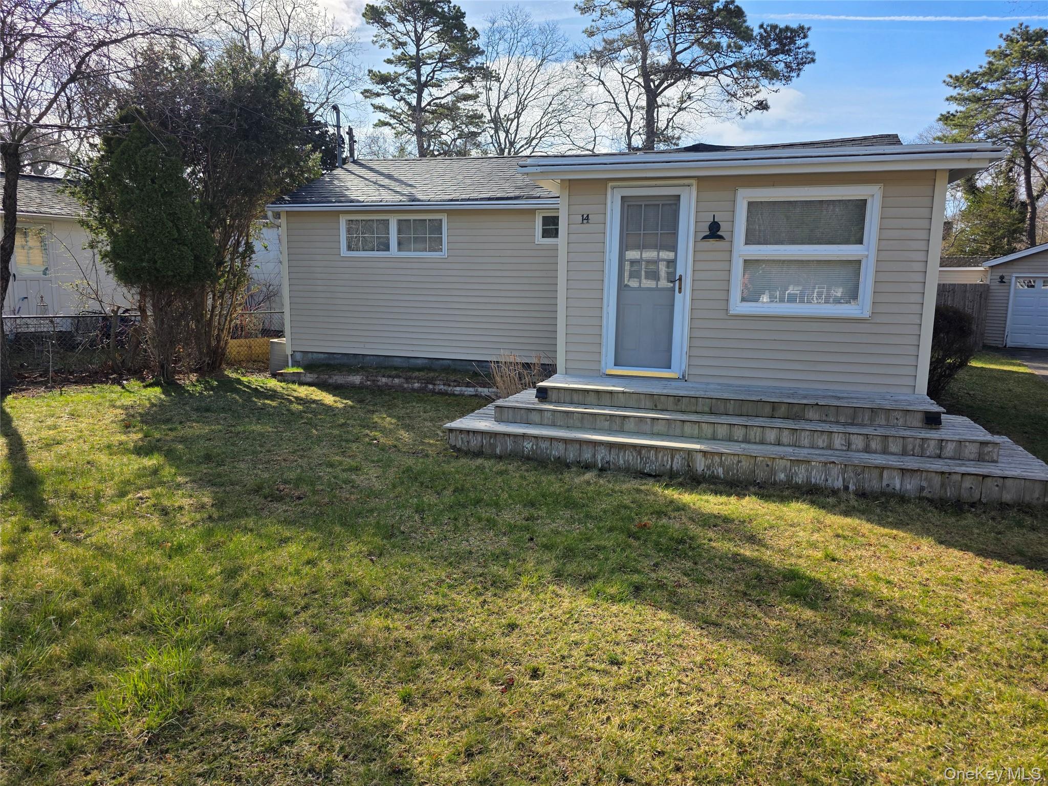 14 Lincoln Road Hampton Bays, NY 11946 - Photo 2 of 21