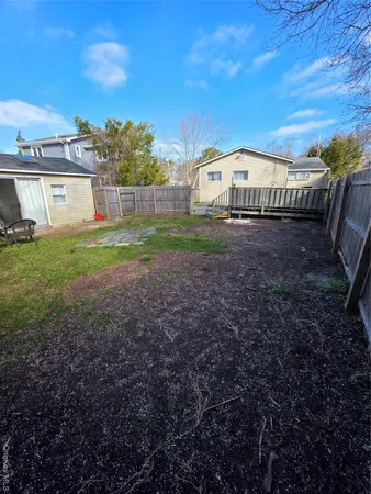 $759,000 | 14 Lincoln Road, Hampton Bays, NY 11946