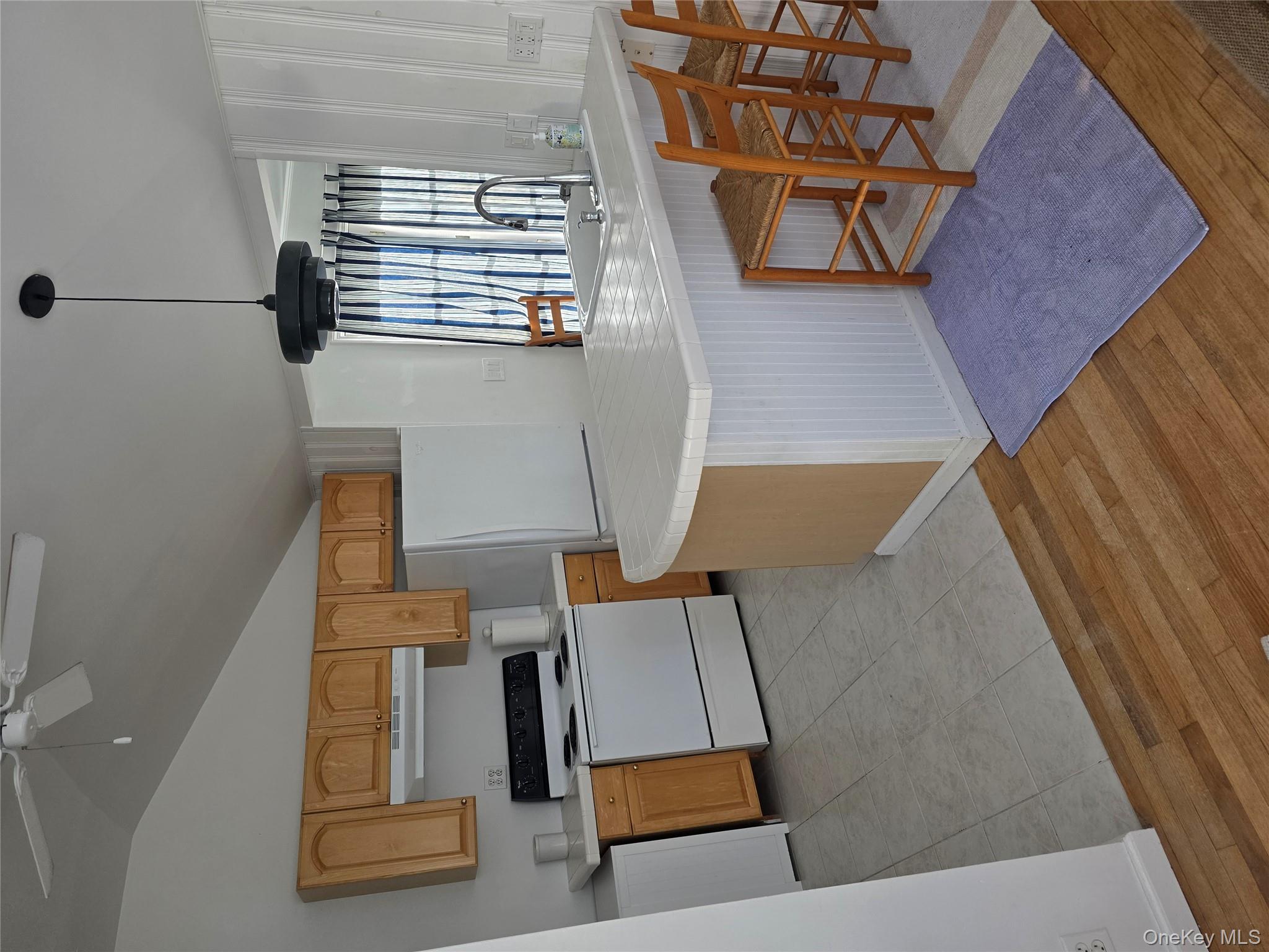 14 Lincoln Road Hampton Bays, NY 11946 - Photo 9 of 21