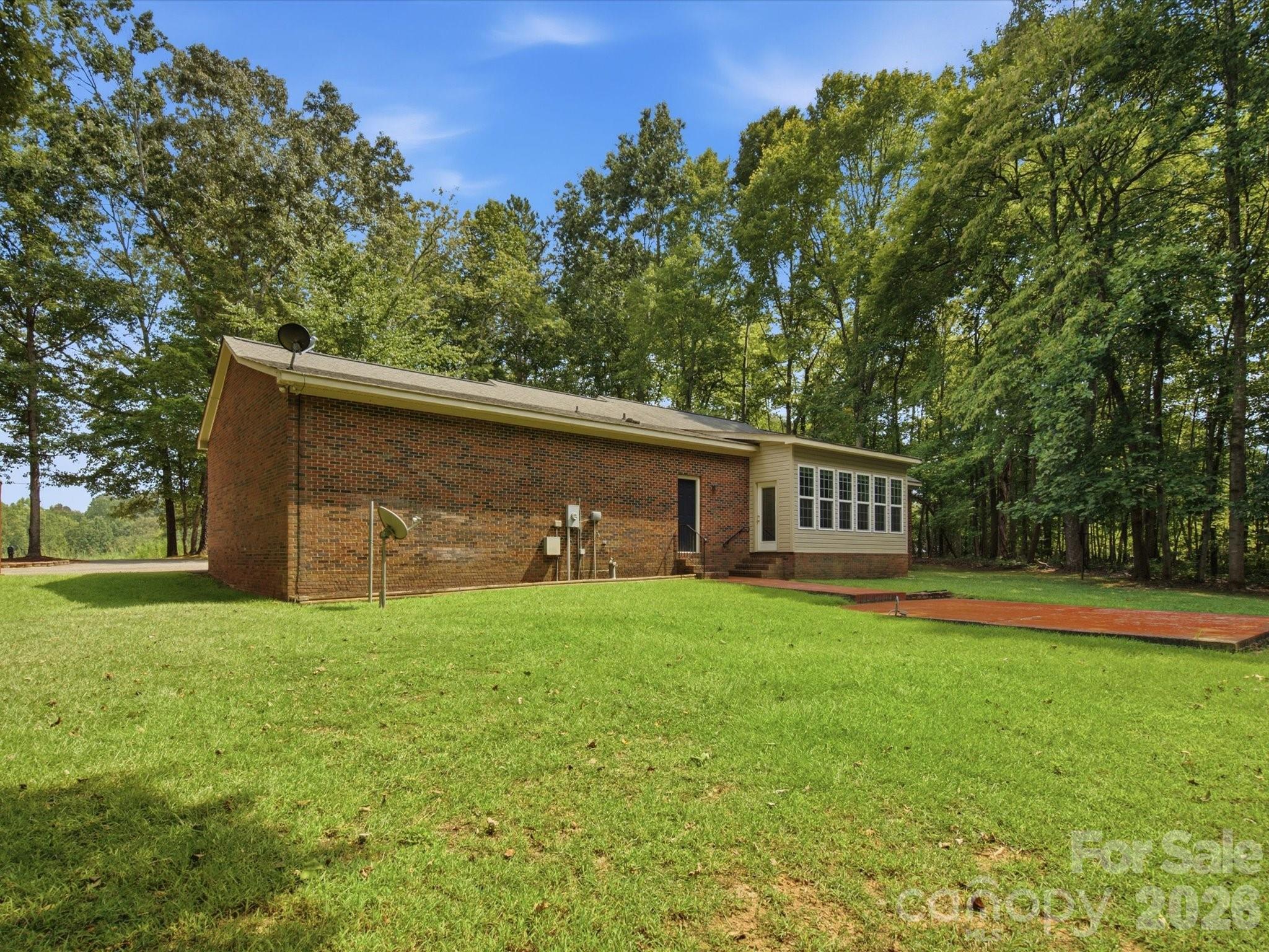 155 South Grandview Road Clover, SC 29710 - Photo 31 of 48 Gallery Image 31