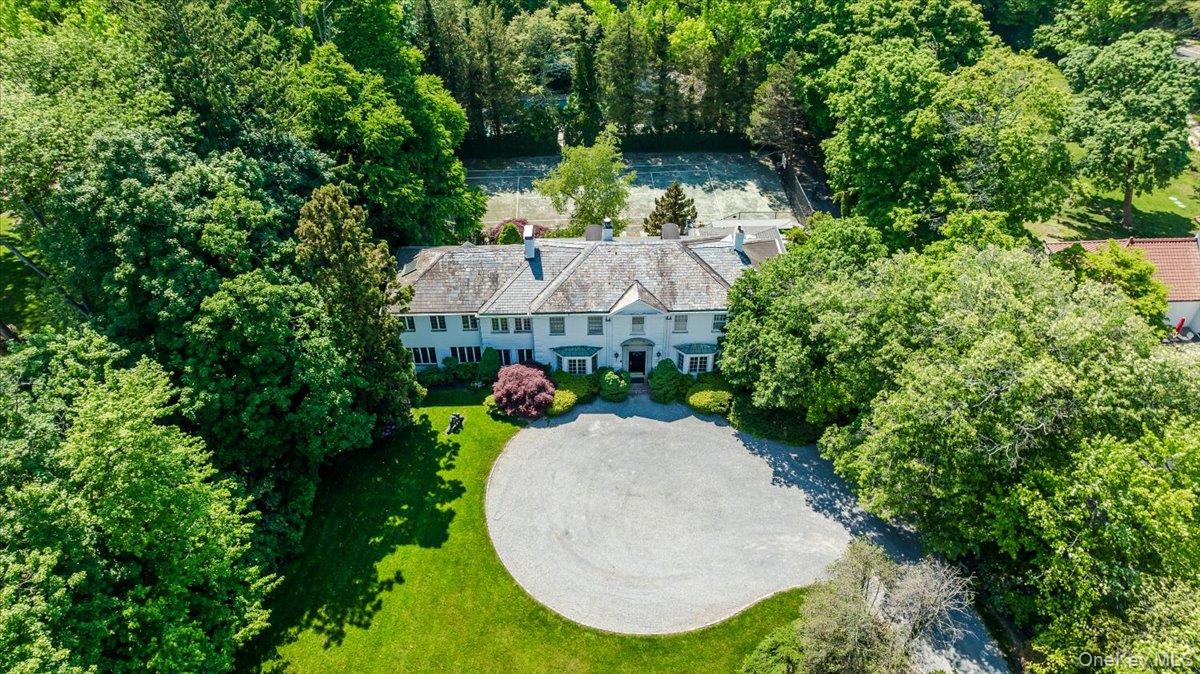 126 Station Road Great Neck, NY 11023 - Photo 2 of 49