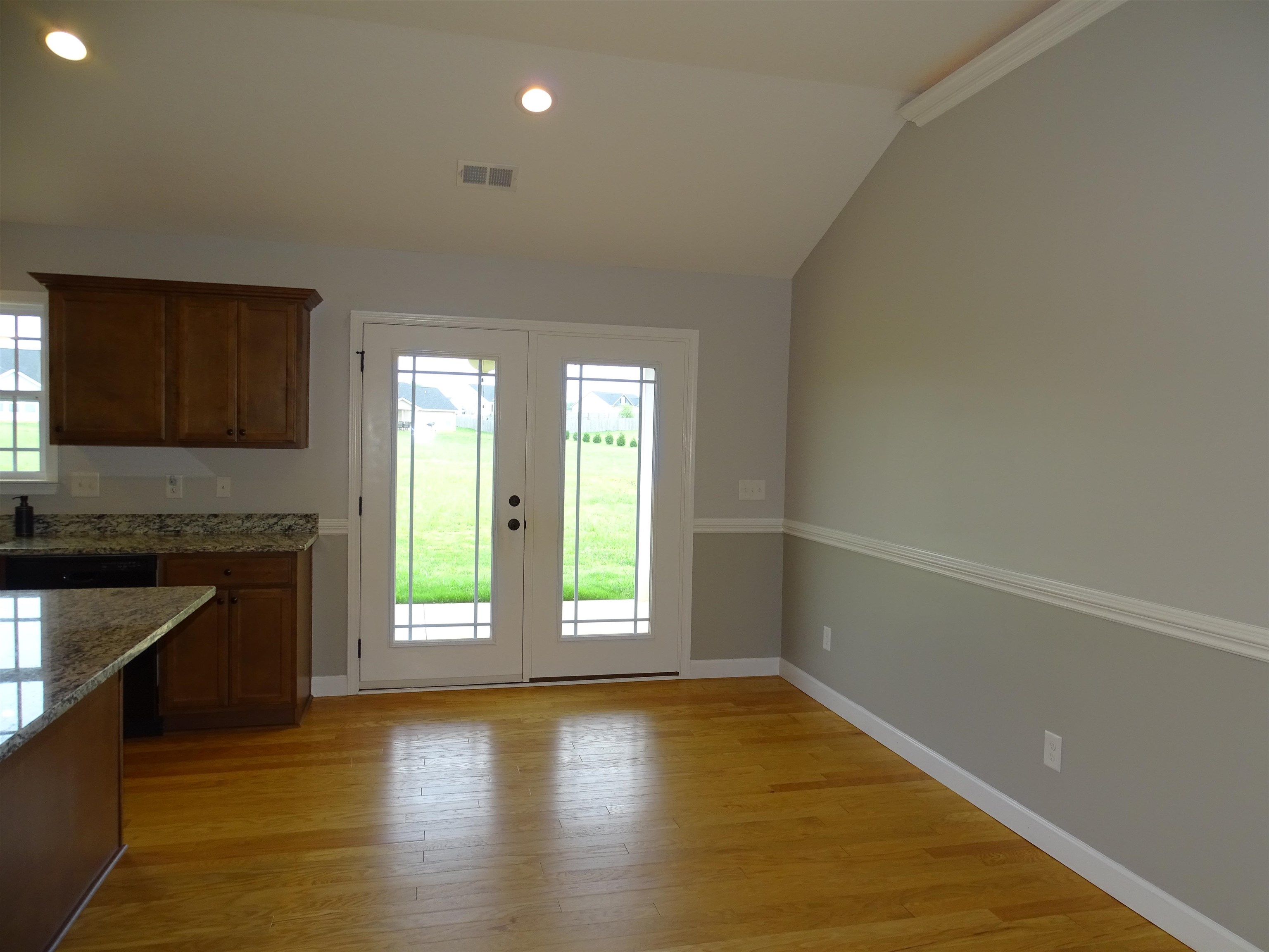 582 Berry Road Boiling Springs, SC 29316 - Photo 5 of 28