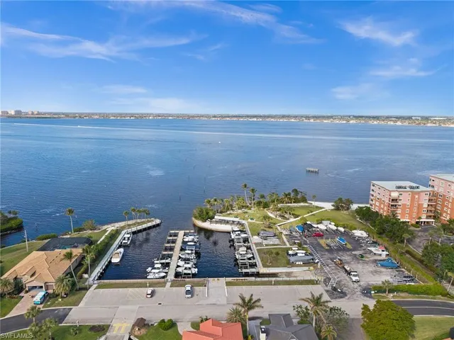 $659,000 | 14650 Laguna Drive, Fort Myers, FL 33908