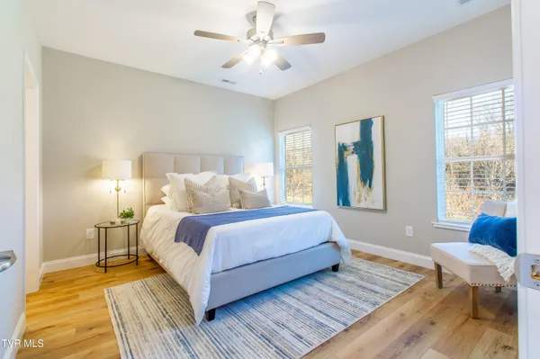 $11,999,900 | 3404-3585 Frylee Court, Kingsport, TN 37664