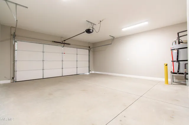 $13,400,000 | 3404-3585 Frylee Court, Kingsport, TN 37664