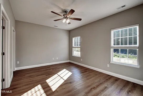 $11,999,900 | 3404-3585 Frylee Court, Kingsport, TN 37664