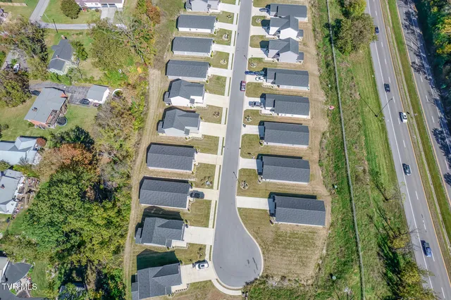 $13,400,000 | 3404-3585 Frylee Court, Kingsport, TN 37664